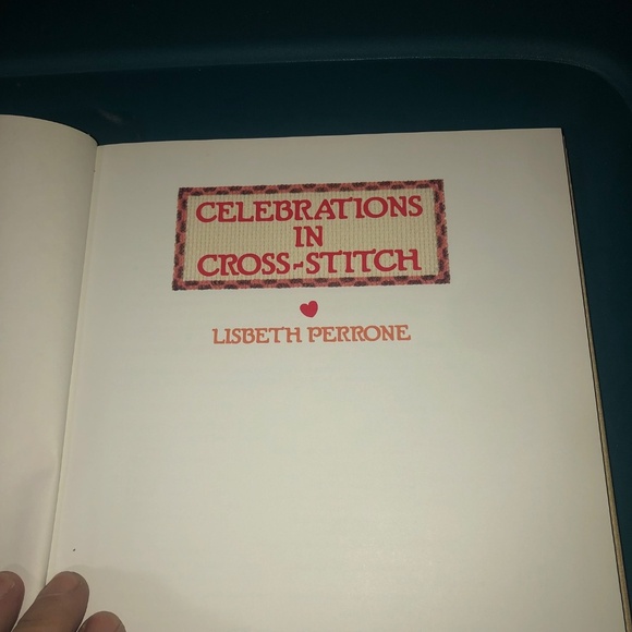 Celebrations in Cross- Stitch - cross-stitch for those special holidays - used - Picture 2 of 8